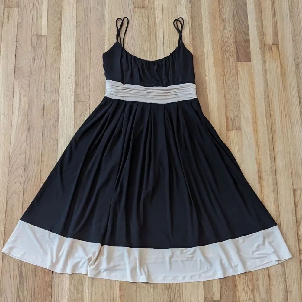 Jones New York Dress Black and Tan colorblock midi cocktail Dress